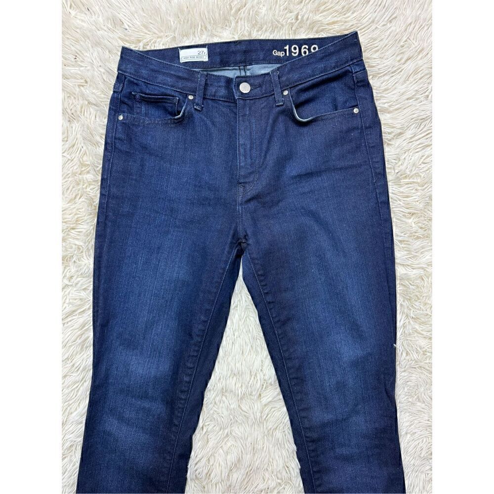 EUC Women’s Dark Blue GAP 27 Regular High Rise Skinny Jeans - Picture 3 of 7
